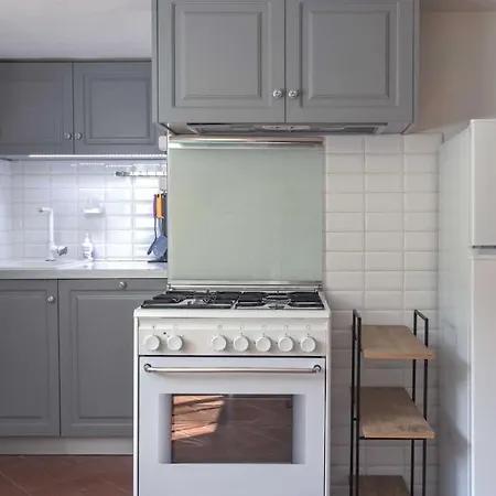 Magnoli 2 Bedroom Apartment Florence
